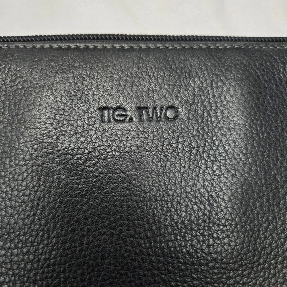 Tignanello Tig. Two Black‎ Pebble Leather Double Strap Shoulder Purse Capsule